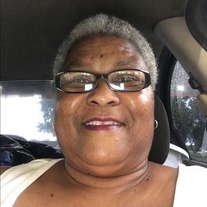 Meet your Posher, Beverly